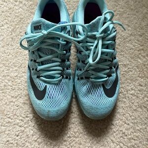 Nike Air  Teal  Shoe Size 7.5